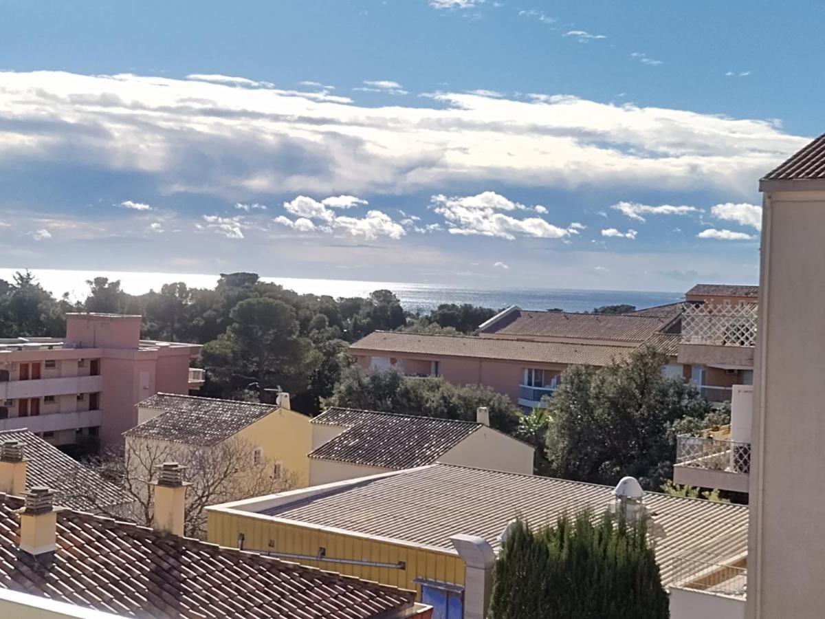 Studio Tout A Pied - Vue Sur Mer サン・エギュルフ エクステリア 写真