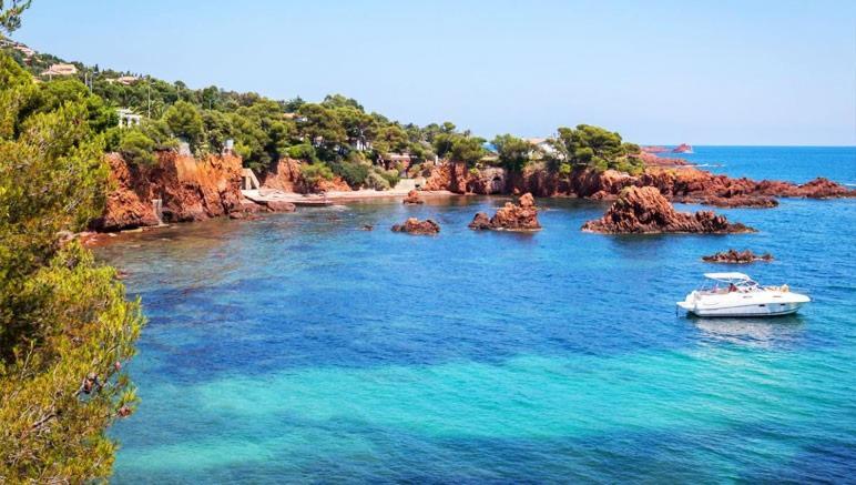 Studio Tout A Pied - Vue Sur Mer サン・エギュルフ エクステリア 写真